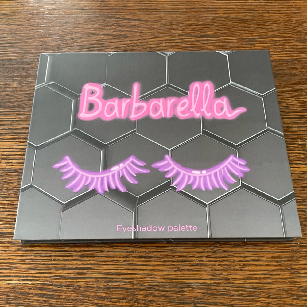 Barbarella Eyeshadow palette